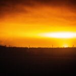 De voortdurende conflictuitbarsting: een blik op recente militaire aanvallen in Oekraïne en Rusland