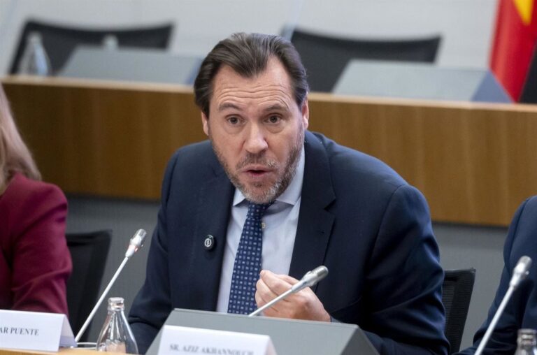 Hoe de Spaanse regering geconfronteerd wordt met politieke crisis en nieuwe uitdagingen