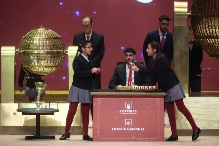 Hoe meerdere gelukkige loterijwinnaars de feestdagen in Valencia vierden met de opbrengst van de Nationale Loterij