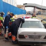 Hulpverleners in Melilla redden een gewonde minderjarige bij de grens met Marokko