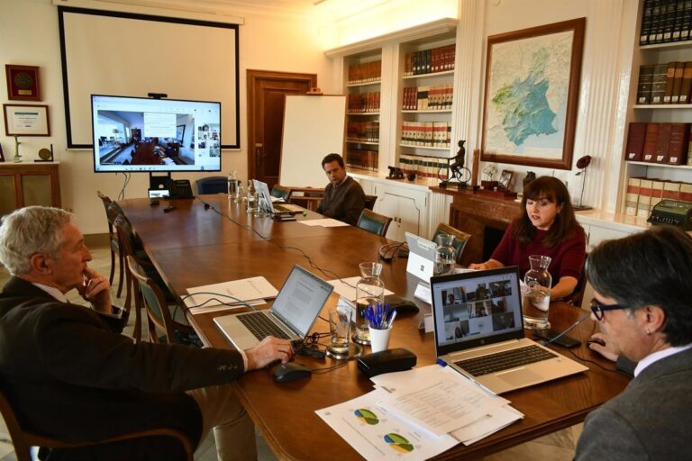 Uitbreiding en Modernisering van Watervoorziening in de Regio Murcia: Investeringen en Infrastructuur