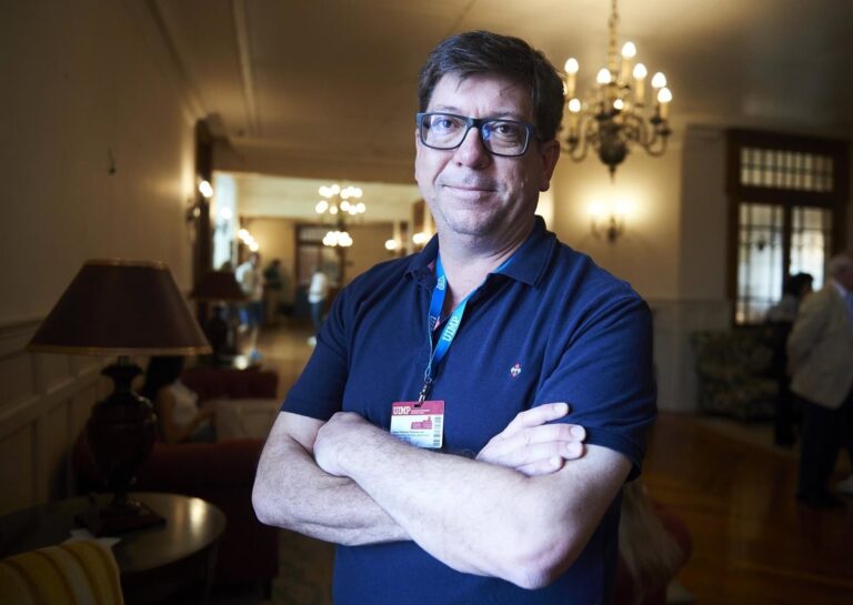 Verandering in de Spaanse overheid: het ontslag van Antonio Hernández