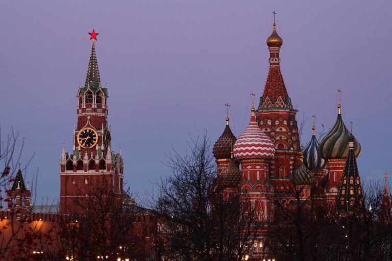 Verlengde exportbeperkingen van Russische brandstoffen na verhoogde spanningen in Oekraïne