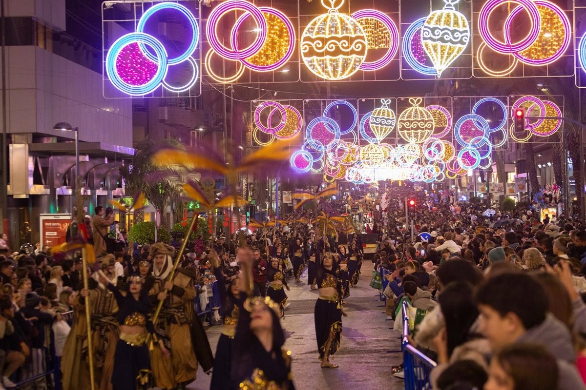 Regeringen van Spanje past zich aan: gewijzigde data en plaatsen voor de Driekoningenoptocht in 2025