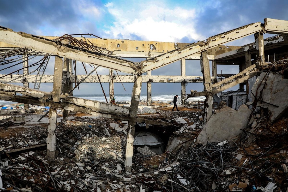 Verwoest gebouw in Gaza door Israëlische aanval na wapenstilstand