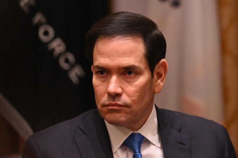 Volgens Washington is de politica rond Venezuela opgebouwd uit drie fasen